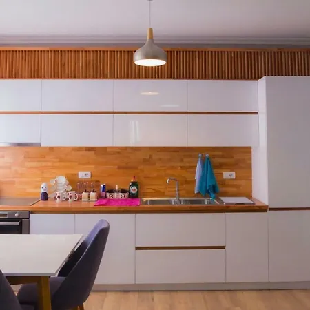 Modern Furnished With View Apartment