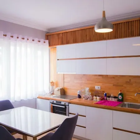 Apartment Modern Furnished With View *